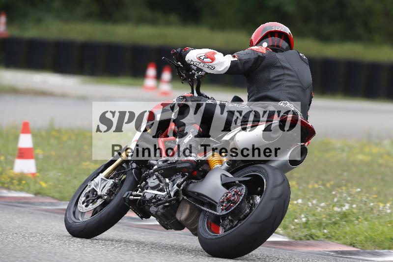 /37 28.07.2025 Dunlop Ride und Test Day ADR/Einsteiger gruen/17
